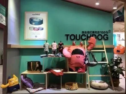 開(kāi)寵物店真的暴利嗎？揭秘寵物經(jīng)濟(jì)背后的低收入真相——以寵物用品銷(xiāo)售為例